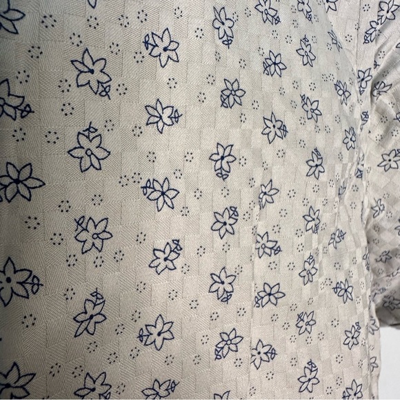 Denim & Flower | Floral Short Sleeve Slim Fit Button Down Shirt - Picture 4 of 6